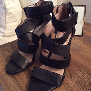 Dkny Shoes - DKNY Rose Strappy Sandal Dkny Shoes - DKNY Rose Strappy Sandal